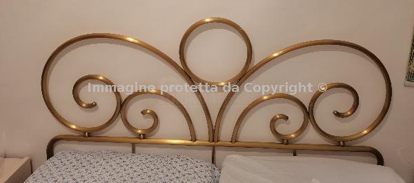 STRUTTURA IN OTTONE PER LETTO MATRIMONIALE