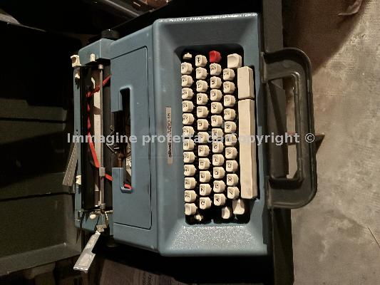 Macchina da scrivere